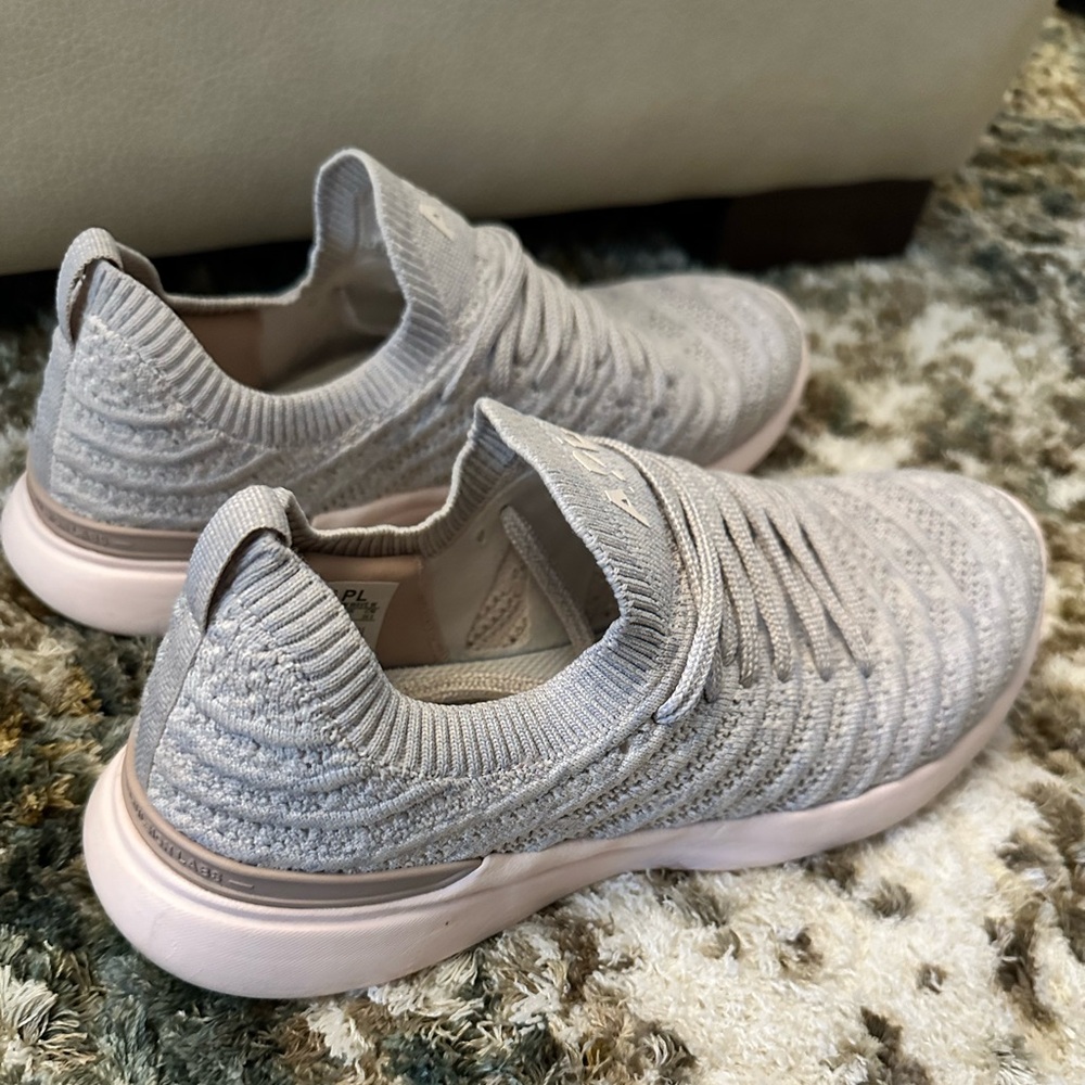 Techloom Wave Sneaker View 6